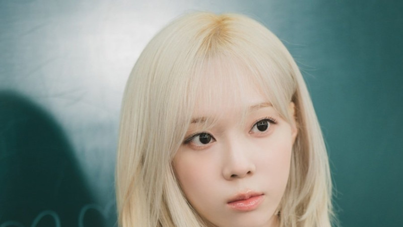 울릉도 동남쪽 뱃길따라 이백리 외로운 섬하나 새들의 고향 그누가 아무리 자기네 땅이라고 우겨도 독도는 우리 땅